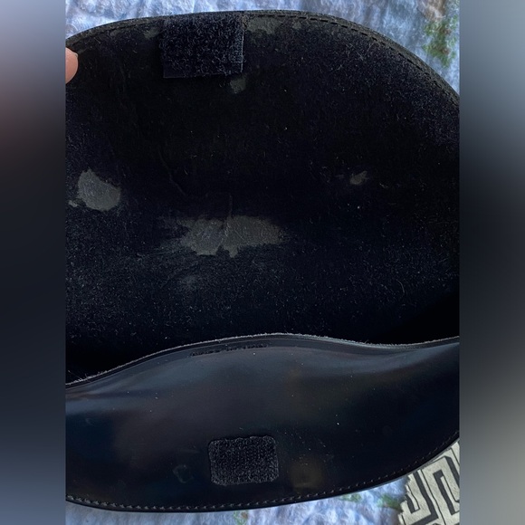 Versace Sunglasses. Vintage. Pink ish hue lenses. Well loved. - Picture 11 of 16